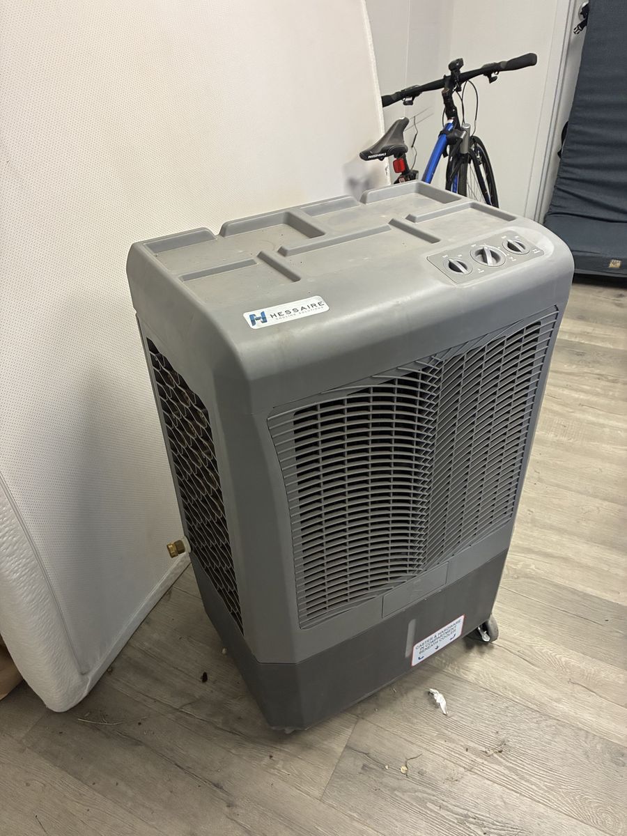 Hessaire MC37M Mobile Evaporative Cooler 115V AC 2.9 Amps Portable Cooling Unit swamp cooler