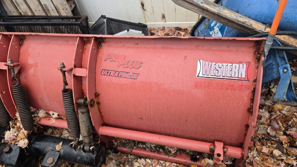 Western 8'6" snow plow