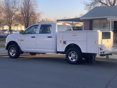 2012 Dodge Ram 2500 5.7liter Hemi /Stahl work bed