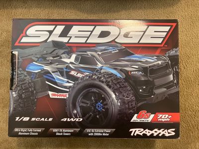 Traxxas Sledge 1/8 Scale 4WD Electric RC Truck - VXL-6s Brushless Power - 70+ MPH