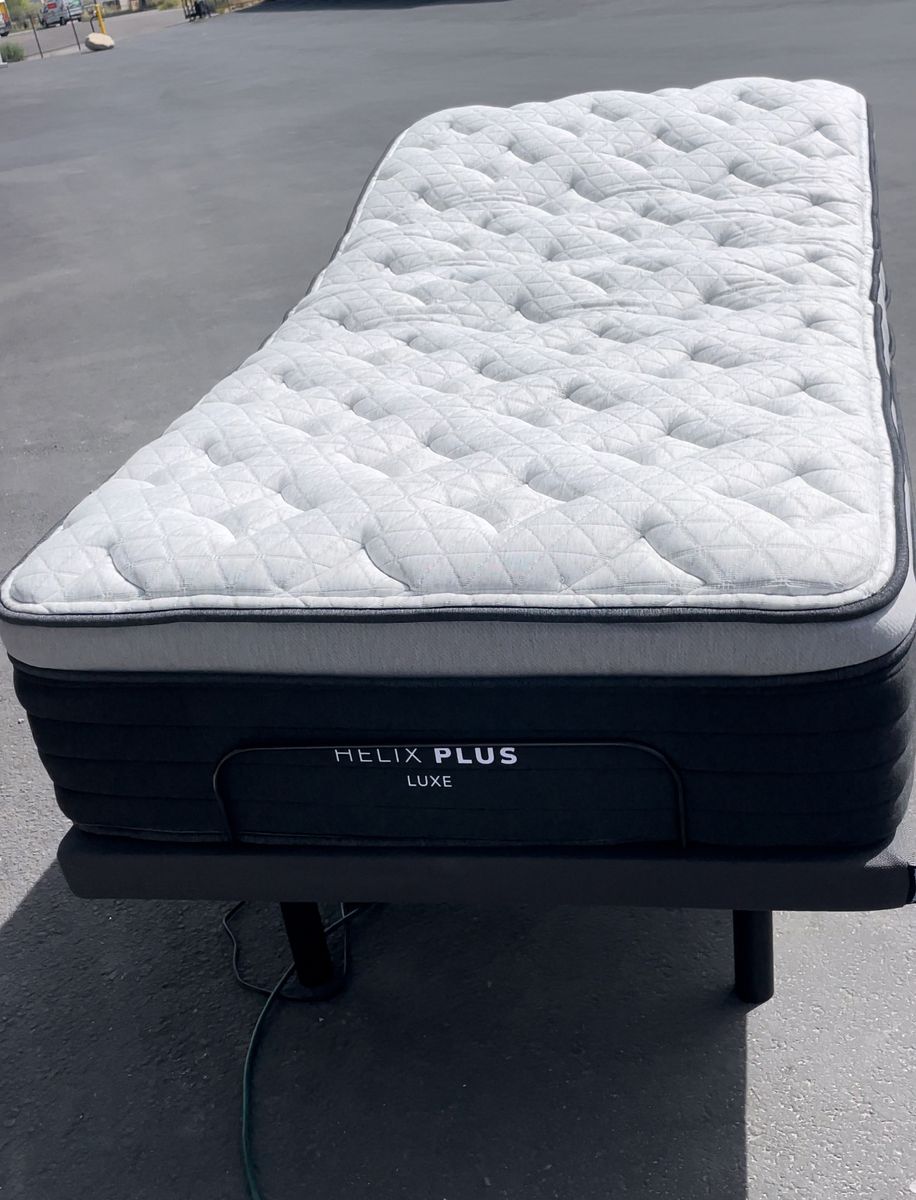 Helix Plus Luxe Twin XL Mattress w/ Nectar Adjustable Base