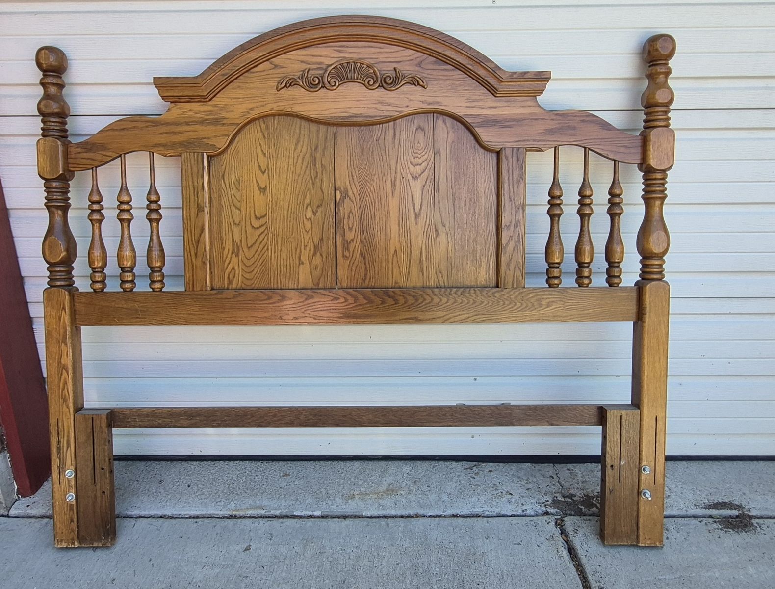 $40 Headboard for Sale (queen) free frame