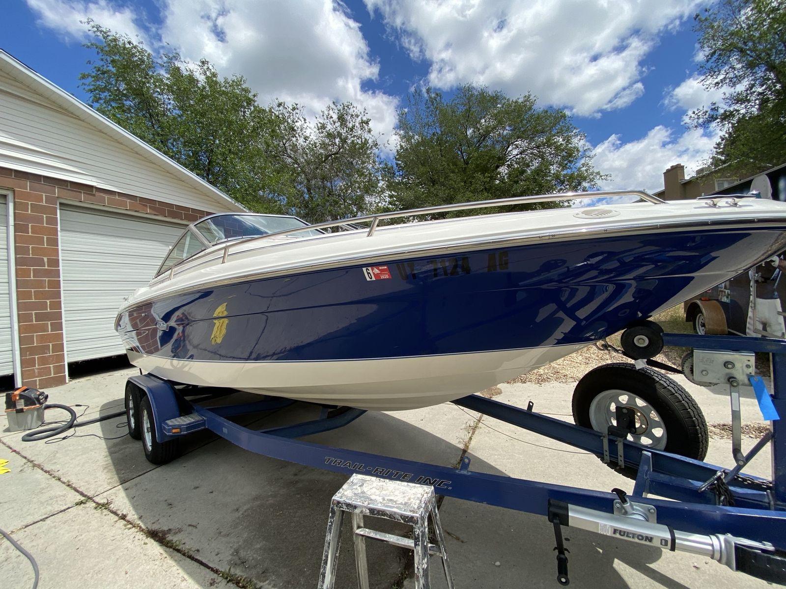 1997 Sea Ray Signature 23 ft Open Bow Boat with 454 Big Block