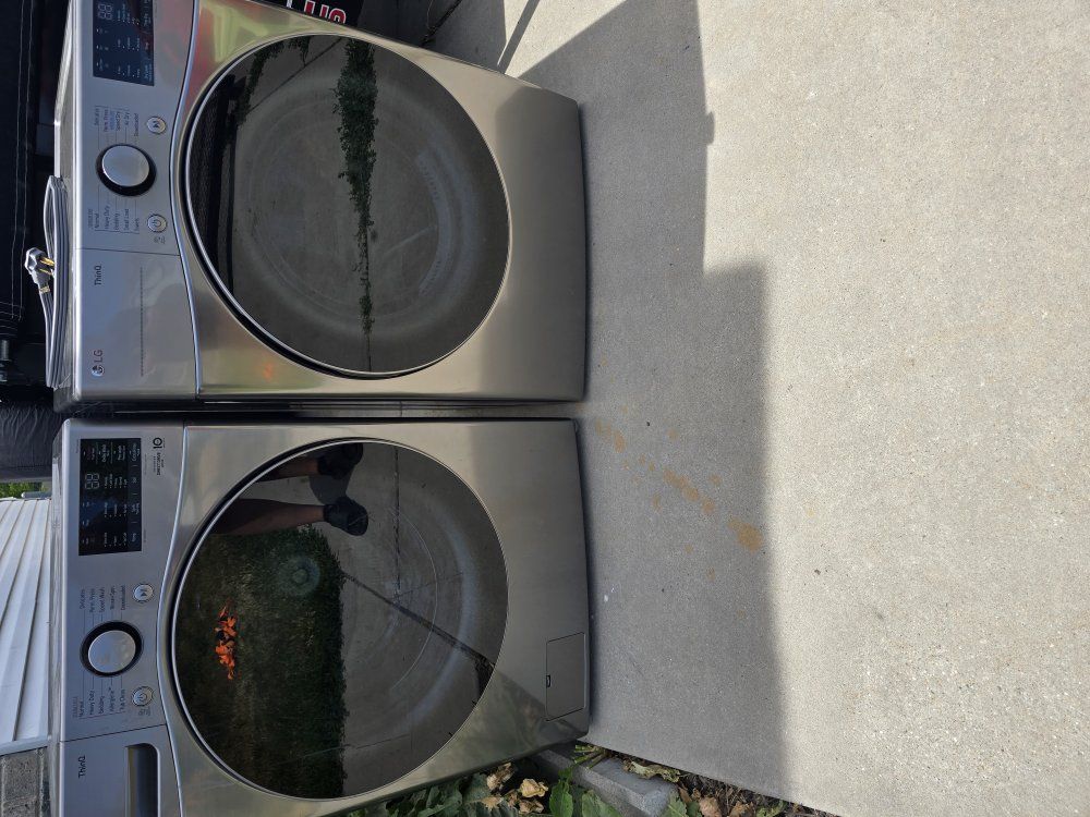 LG electric Washer and dryer