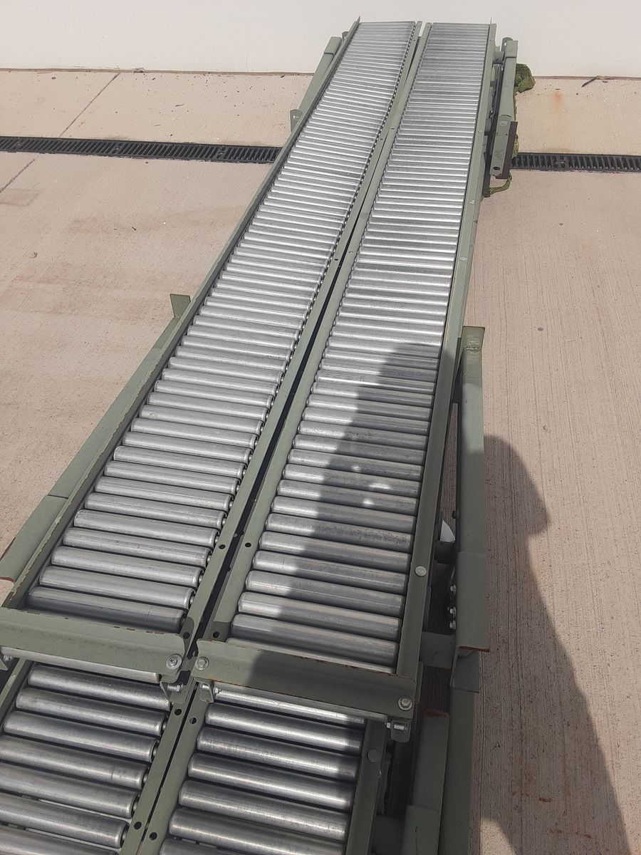 Gravity Conveyor with H Stands with side rails and end stops