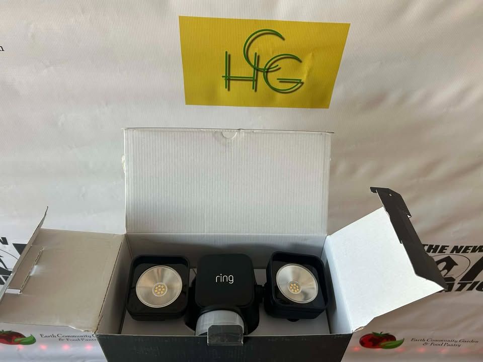 ️ Ring Solar Floodlight Cam – No Wiring Needed! Smart Motion Security!