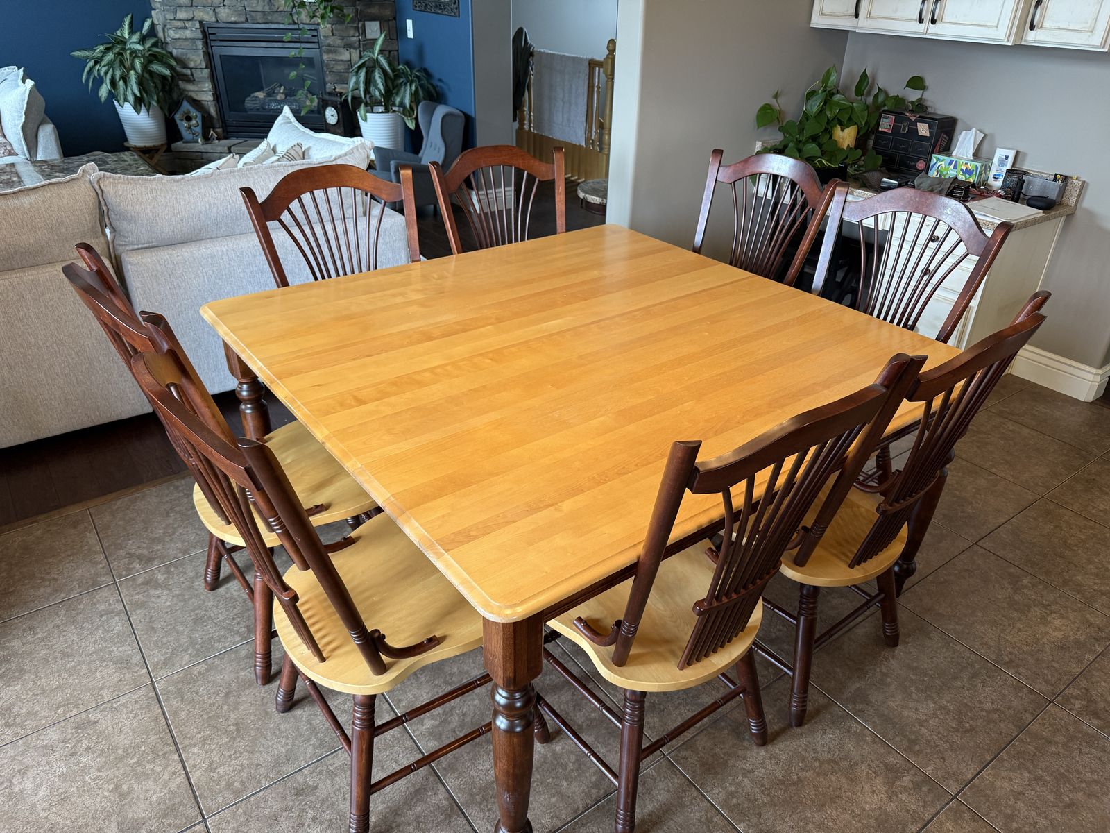 8 Seat Dining Table With Leaf And 8 Chairs