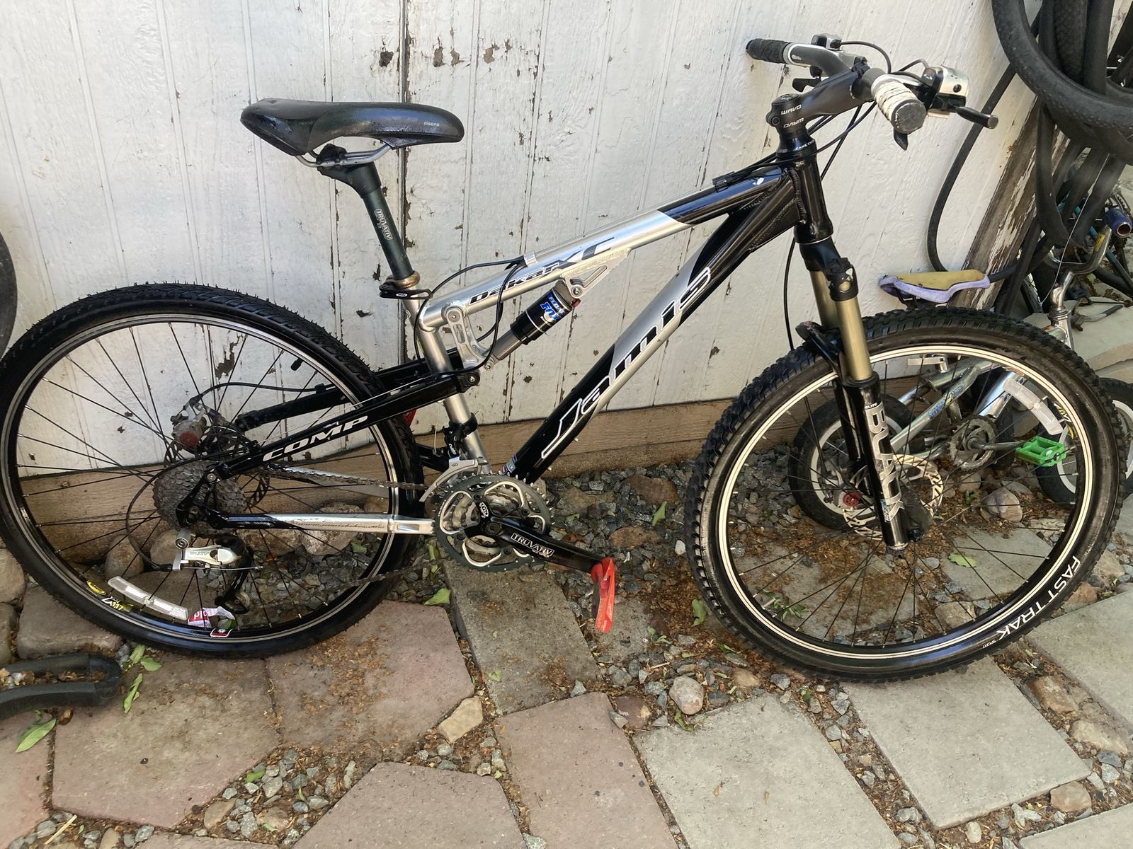 Jamie Dakar xc full suspension mountian bike