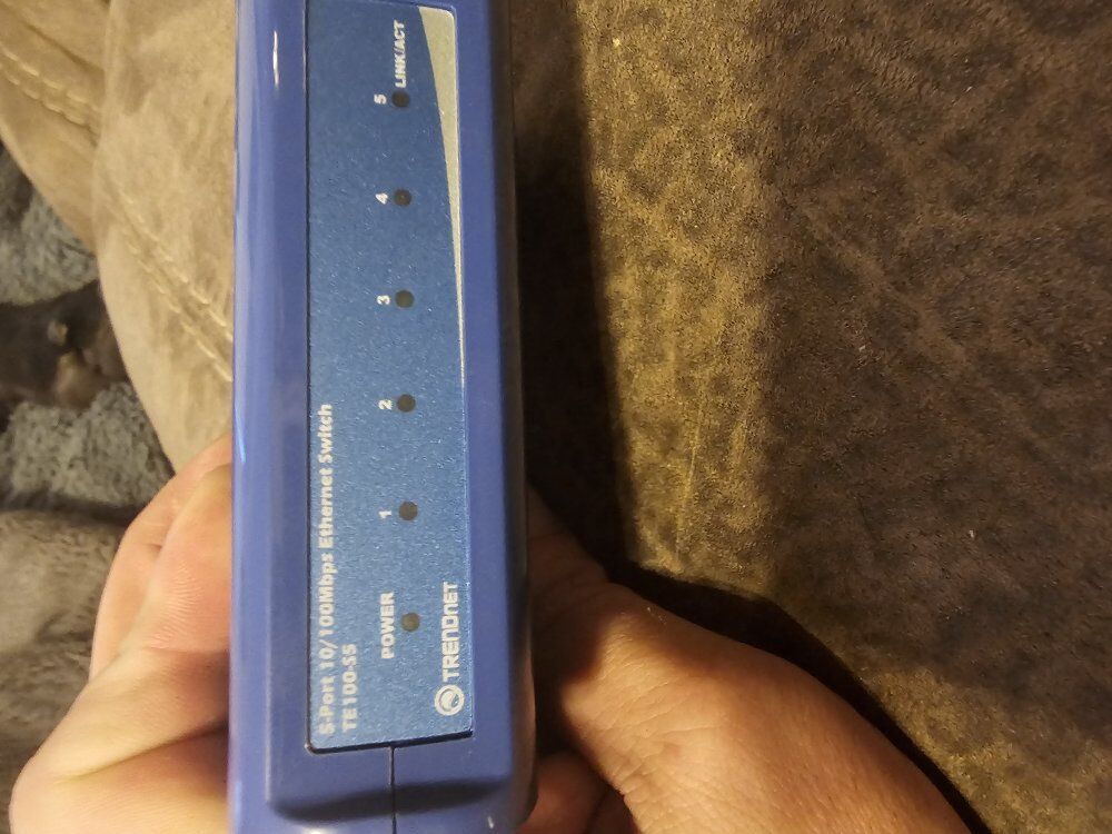 TRENDnet TE100-S5/AS 5-Port 10/100 Mbps