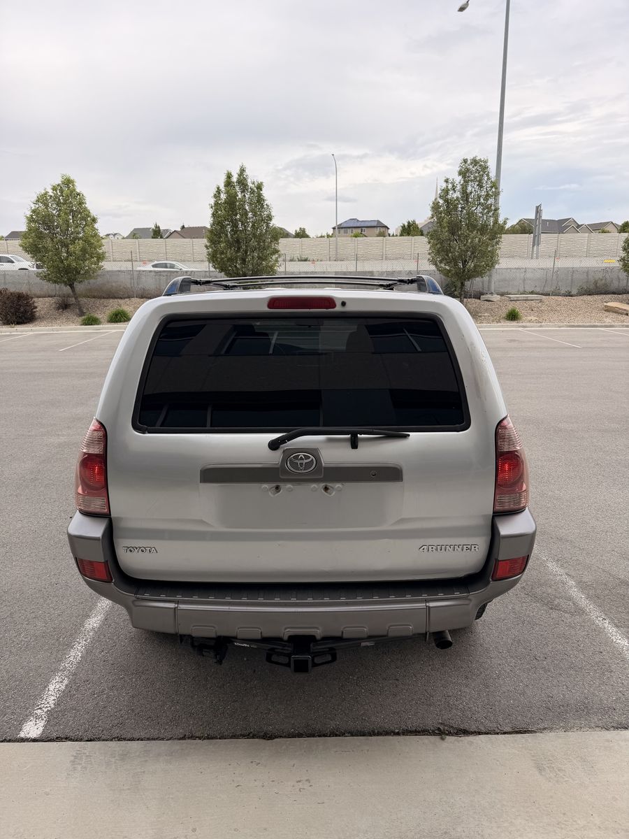 Main image 6