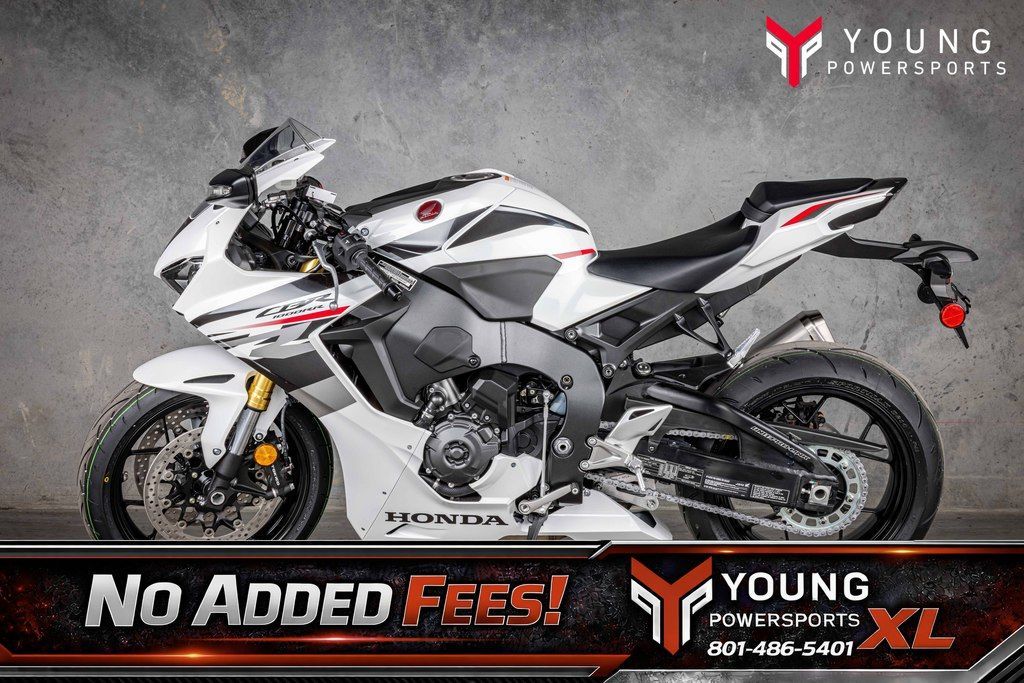 2027 Honda® CBR1000RR ABS