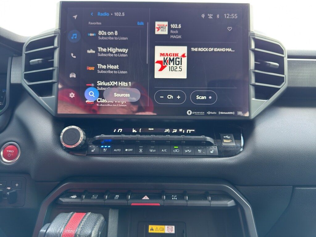 Main image 18