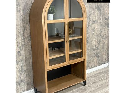 ARCHED CABINET AMAZING DEAL‼️