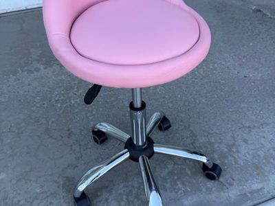 Adjustable Hydraulic Rolling Chair Pink
