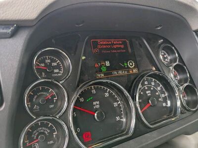 Peterbilt 579 Cab Assembly