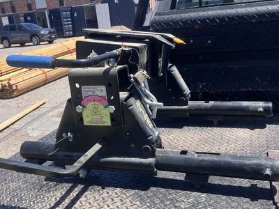 Pro Series 5th Wheel Hitch