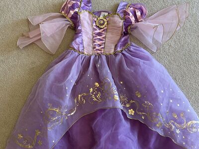 Like New Rapunzel Disney Dress up