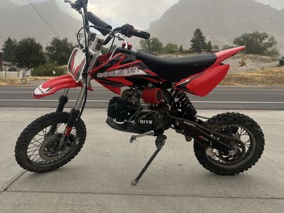 Coolster 125cc 4-Speed Pit Bike Dirt Bike