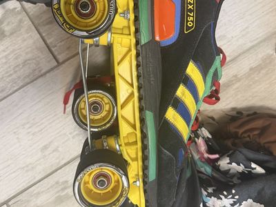 Cool rollerskates