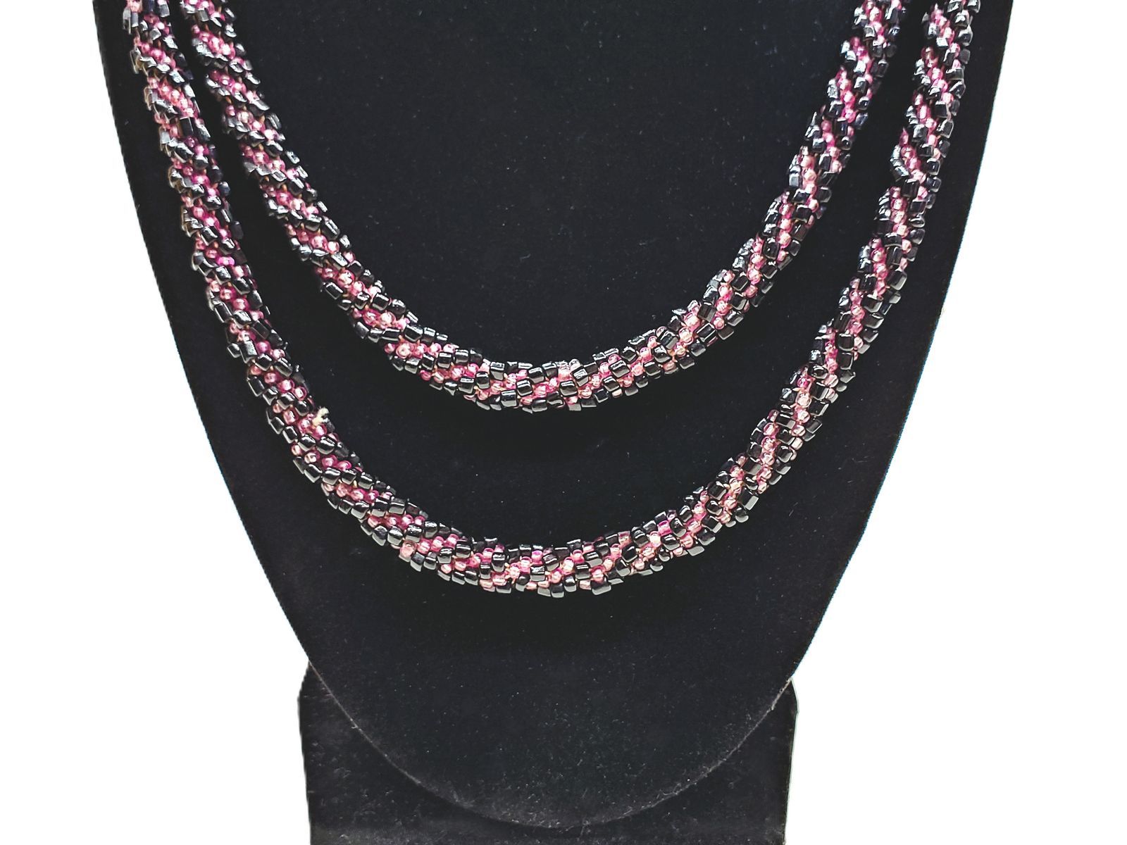Vintage Handcrafted Black & Raspberry Glace Twisted Bead Rope Necklace