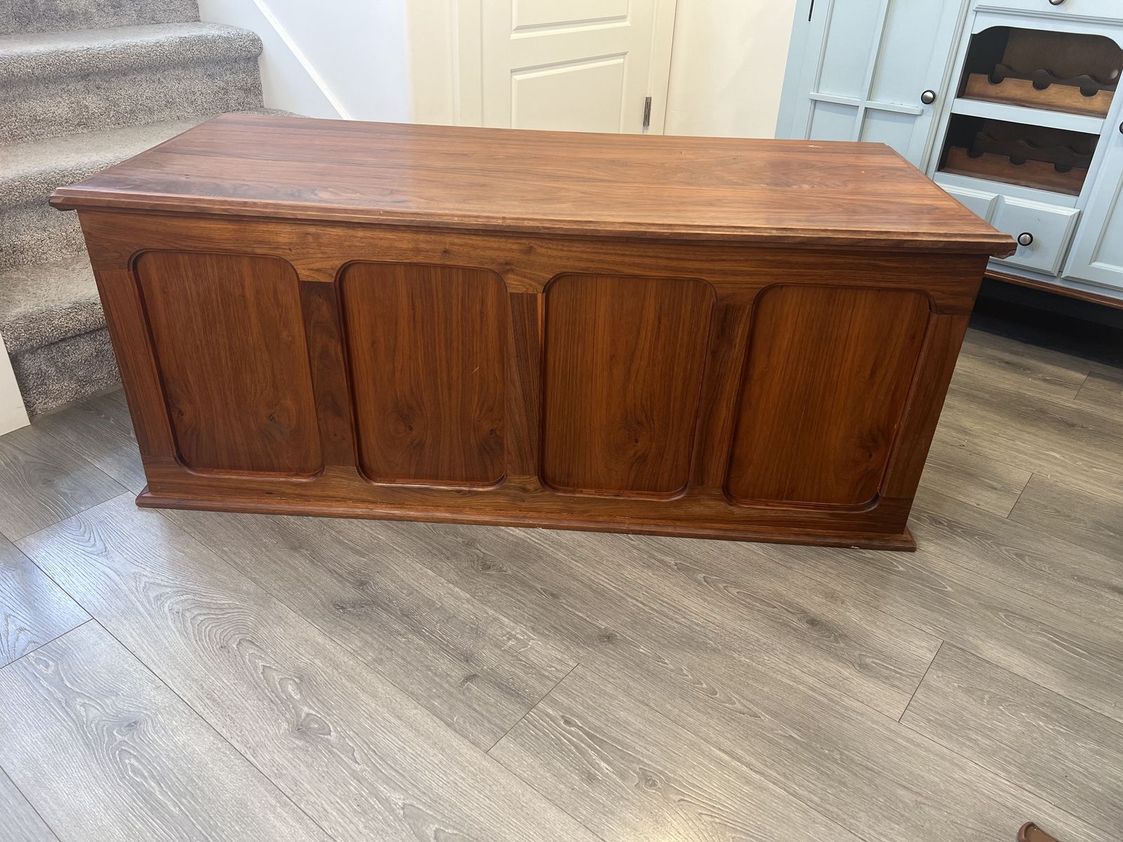 Walnut Blanket/Storage Chest