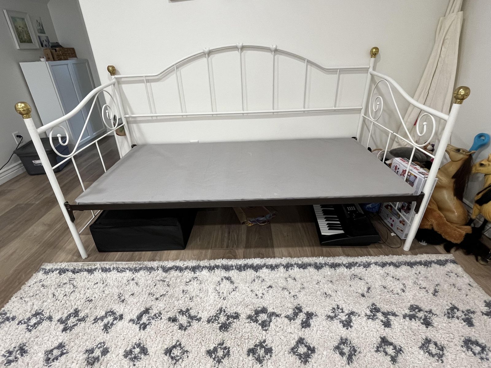 Metal Daybed