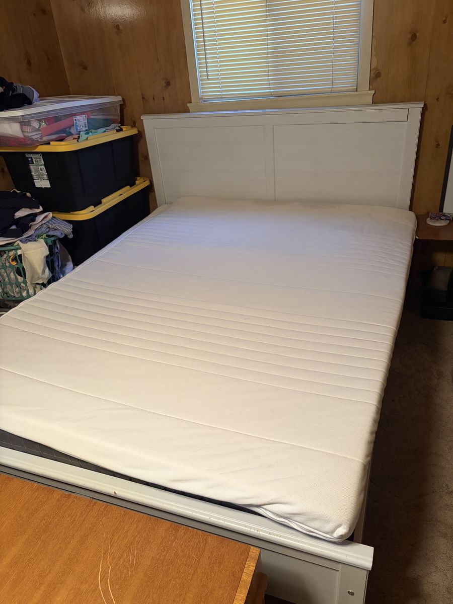 Queen Ikea Malm Frame with mattress and topper