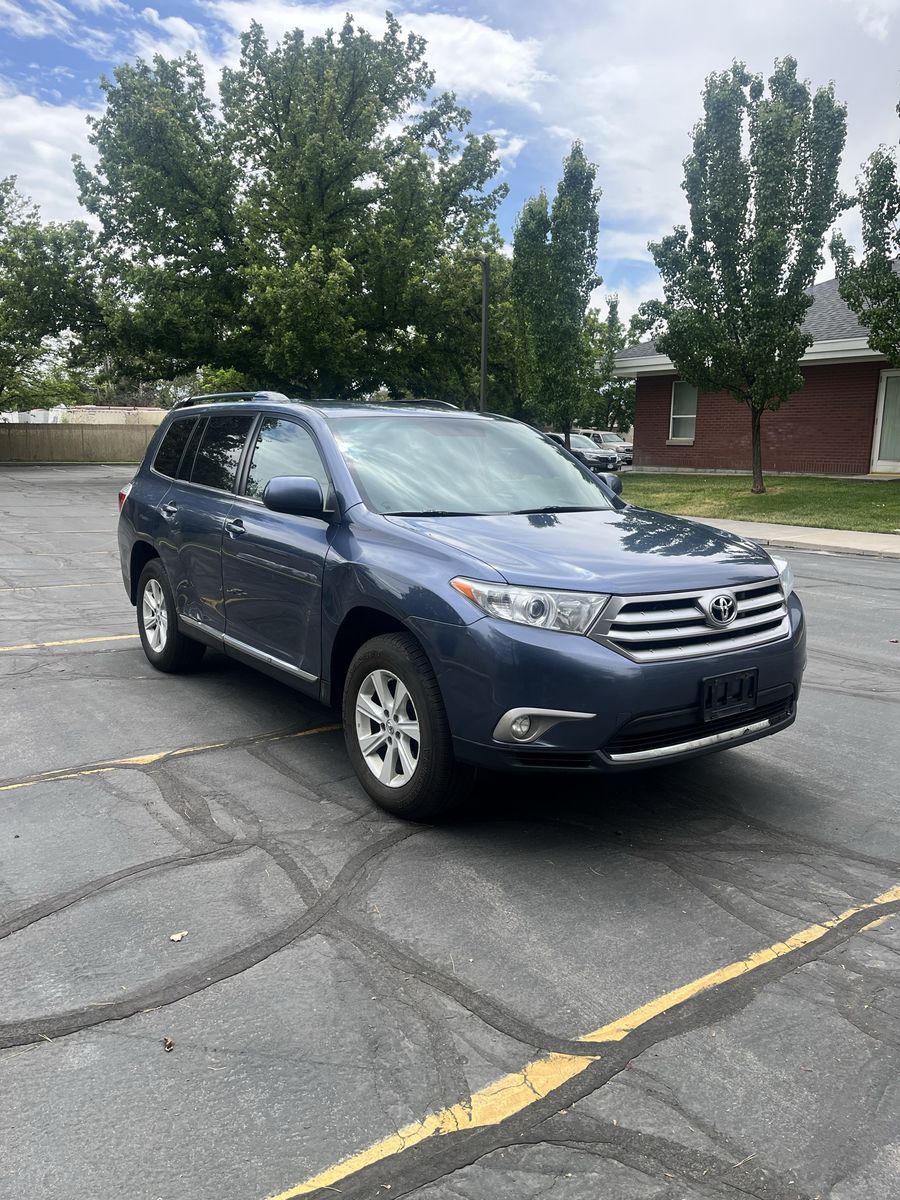 2013 Toyota Highlander 