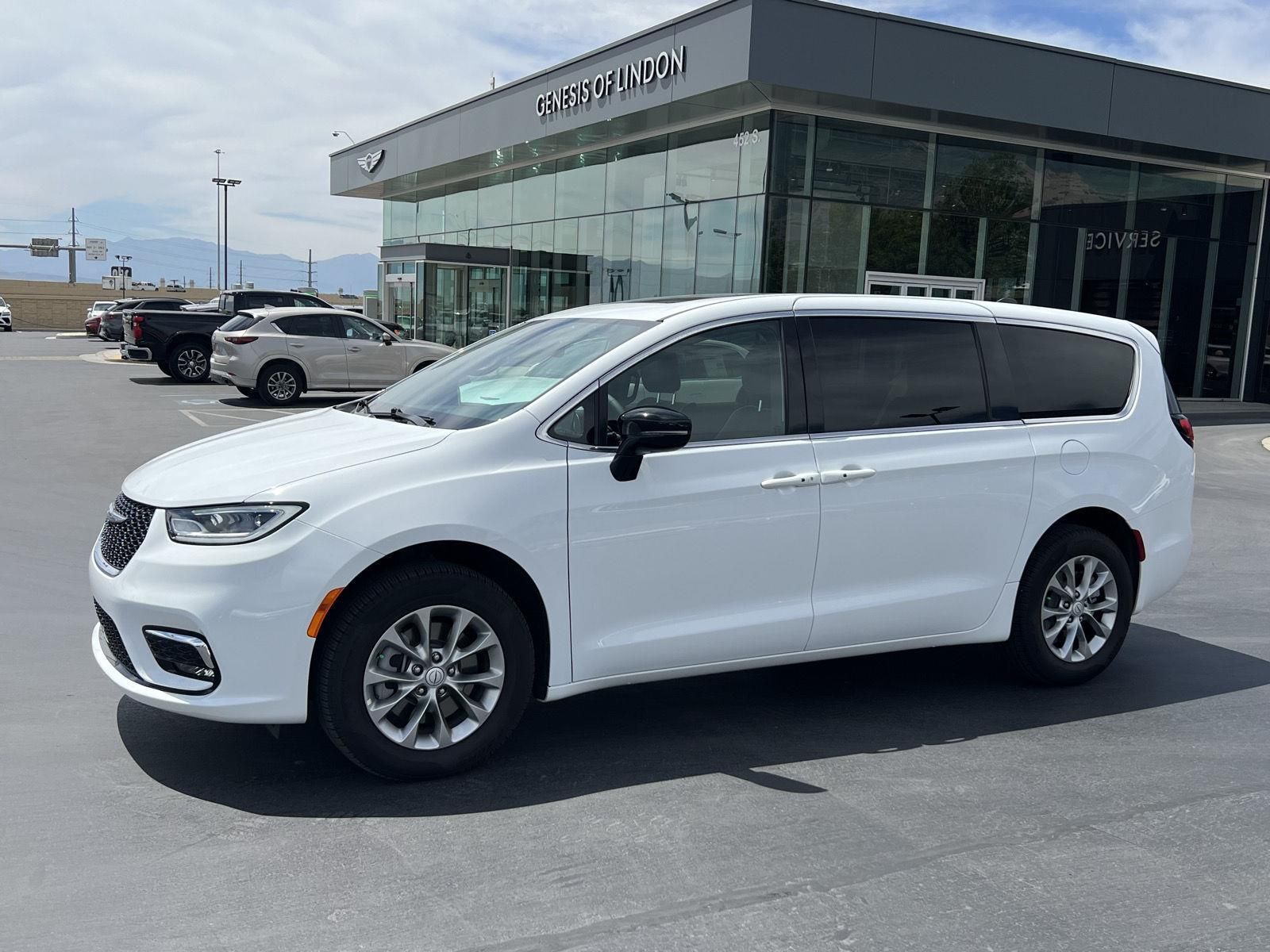 2026 Chrysler Pacifica Limited