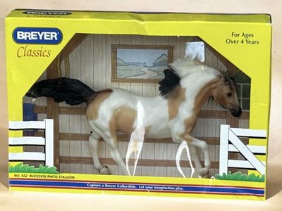 Breyer Classics Buckskin Pinto Stallion No. 652 Model Horse in Box