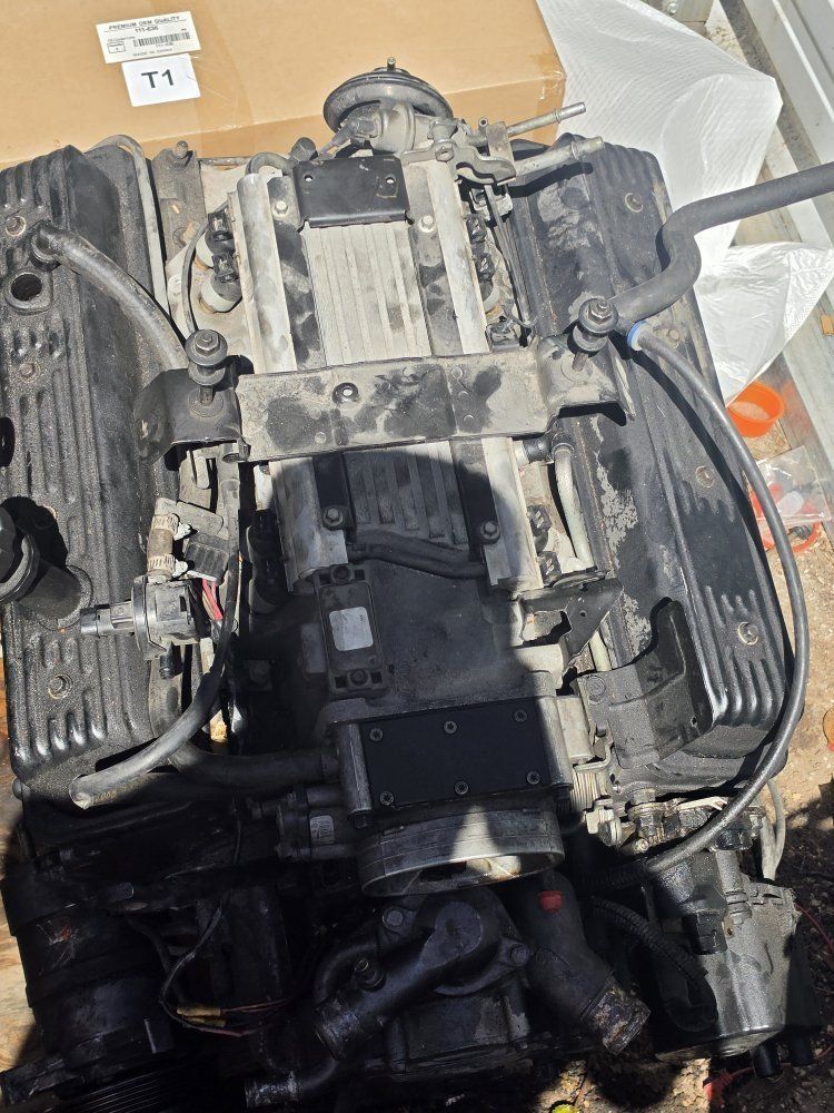 Chevrolet LT1 5.7L V8 Complete Engine Assembly V8 Small Block GM