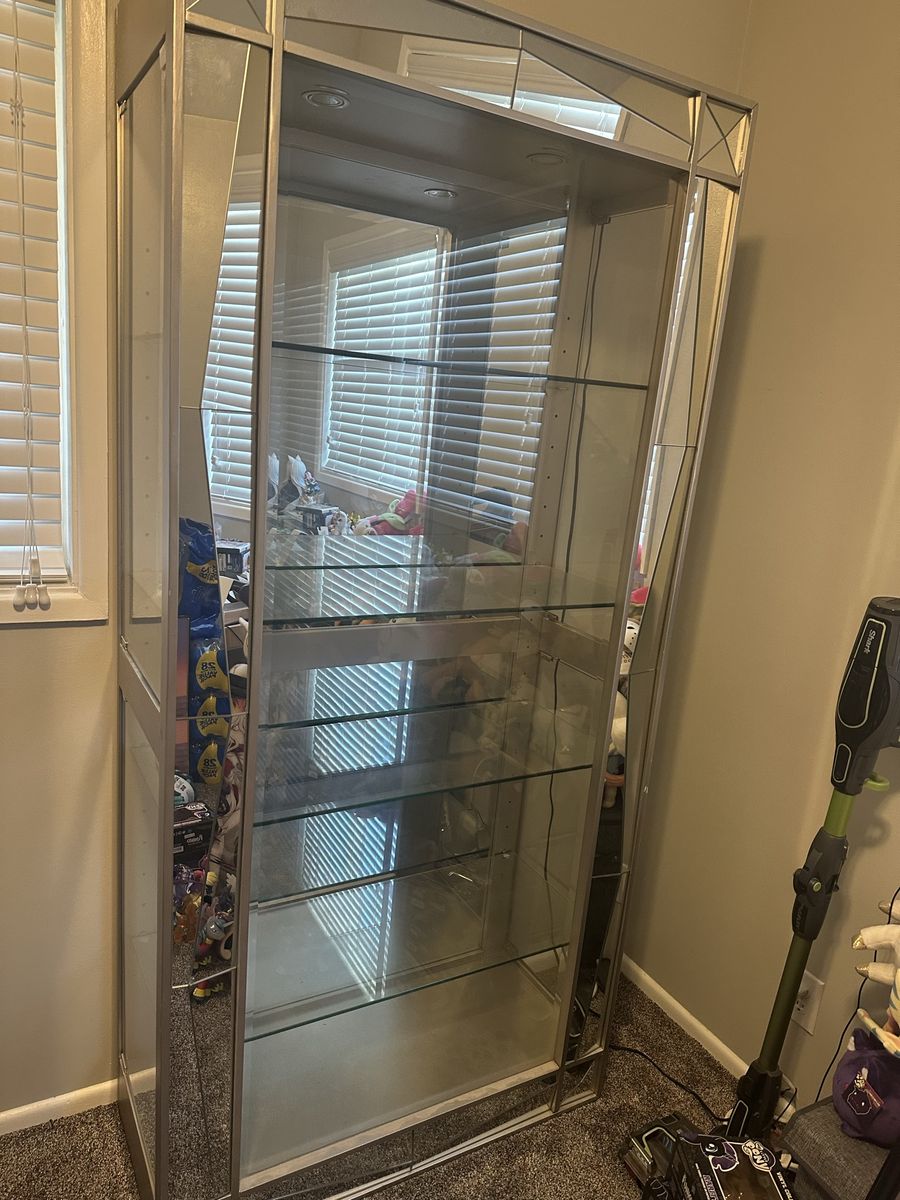 Modern Mirrored Glass Display Cabinet with Built-In Lighting and Adjustable Shelves