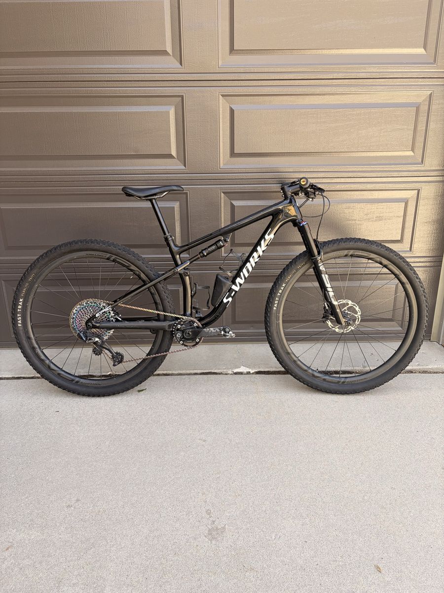 2022 Specialized S-Works Epic - Medium