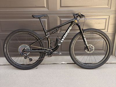 2022 Specialized S-Works Epic - Medium