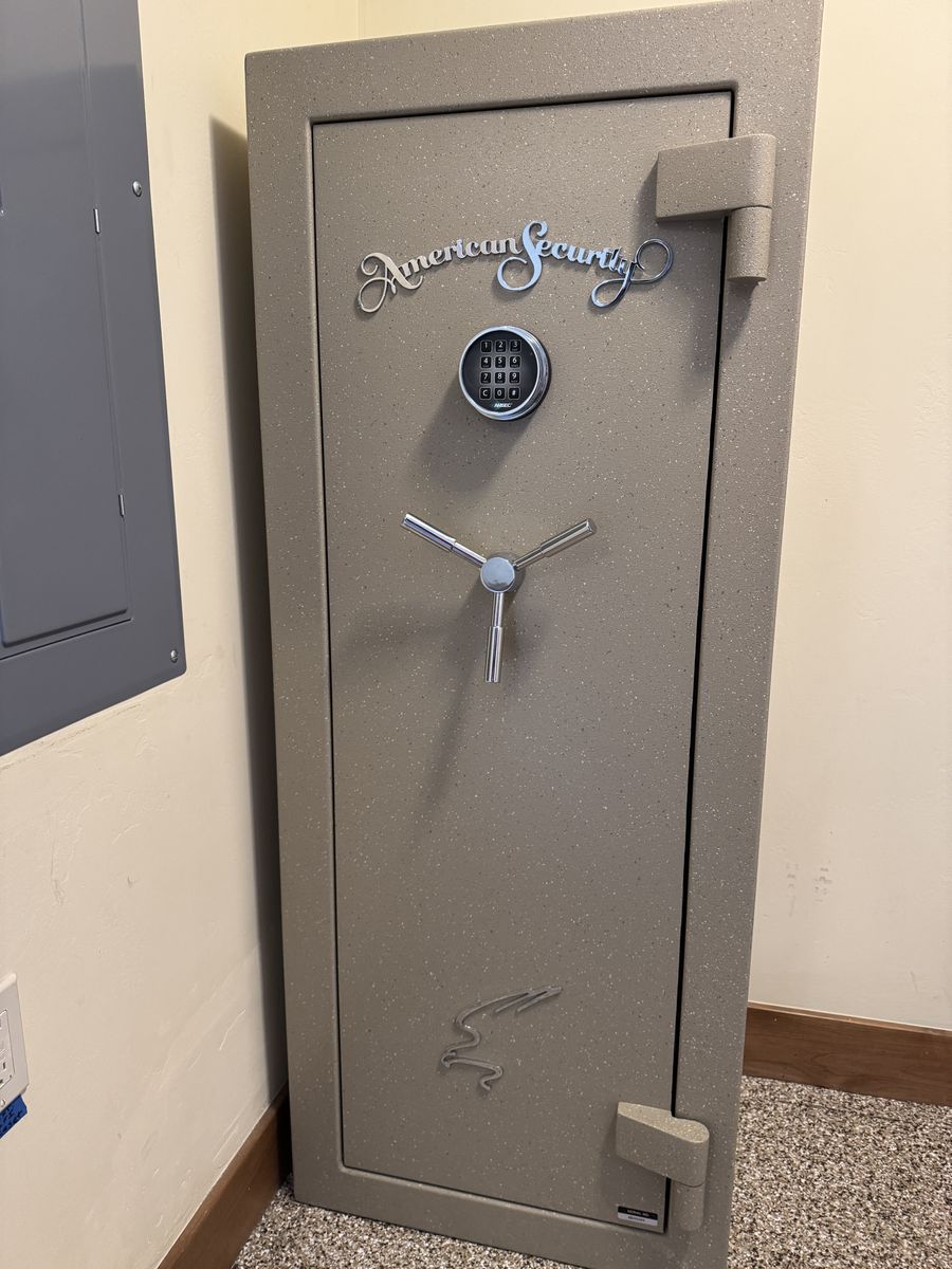 American Security (AMSEC) Gun Safe - Heavy Duty - Electronic Lock