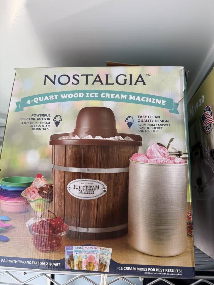 Nostalgia 4-Quart Wood Ice Cream Maker