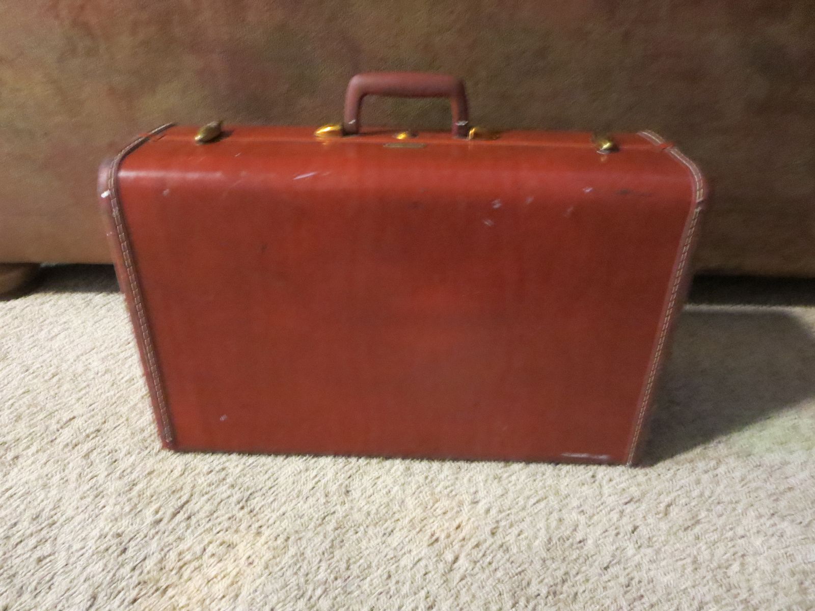 Vintage 1950s Samsonite suitcase 21" 15" 7"