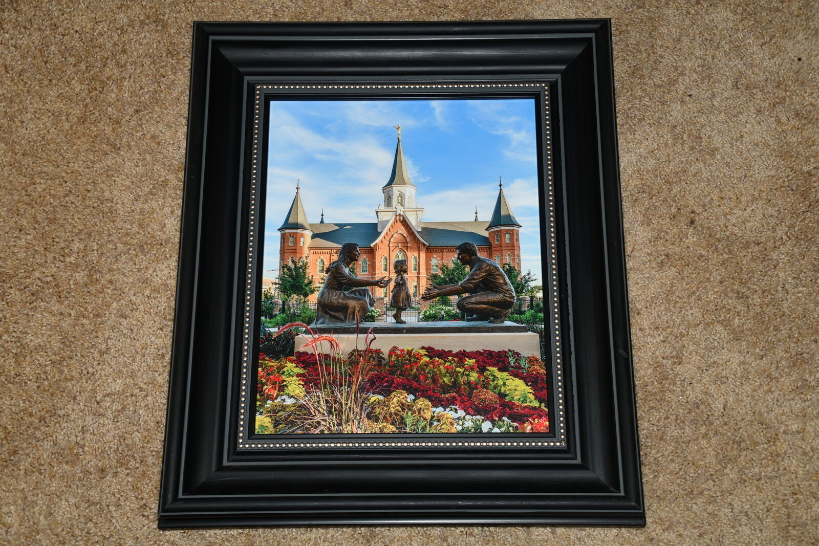 PROVO TEMPLE PICTURE ~ "ETERNAL TIES" ~ 17" x 20" FRAMED ~ TEXTURED ~ COUPLE with LITTLE GIRL