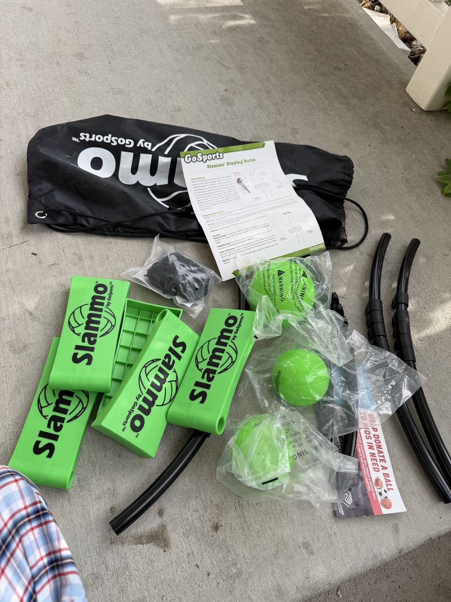 GoSports Slammo Outdoor Roundnet Game Set with Carrying Bag