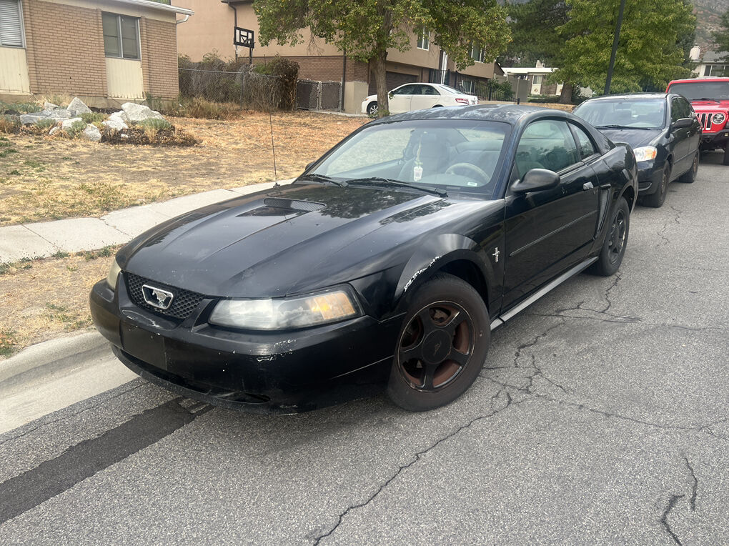 2002 Ford Mustang Base