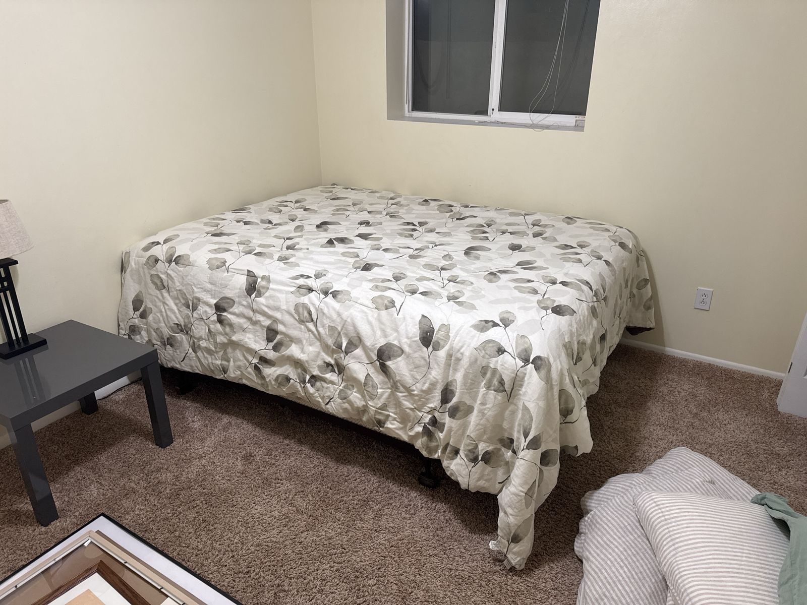 Free Queen Bed with Linens 