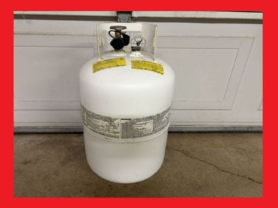 FULL - 7 gallon / 30 lb. Propane LP Gas Cylinder/Tank/Bottle w/ GAUGE for BBQ, Grill, Patio Heaters, Trailers, RVs... 30lb