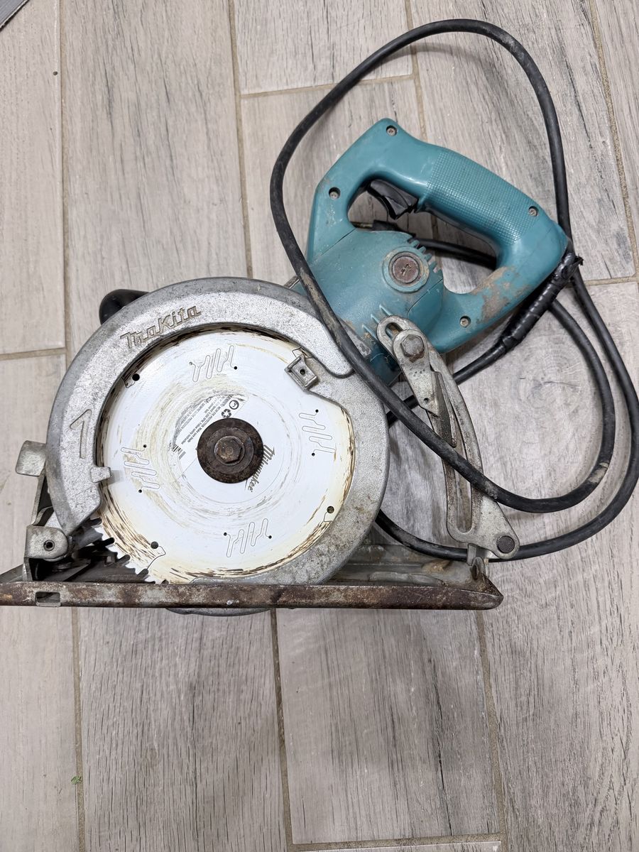 7 1/4 Makita Saw