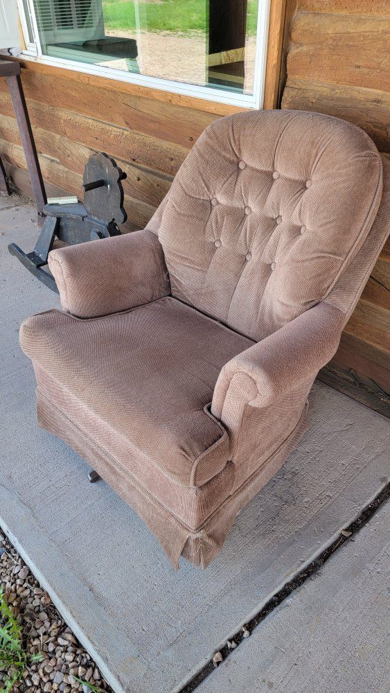 Free chair