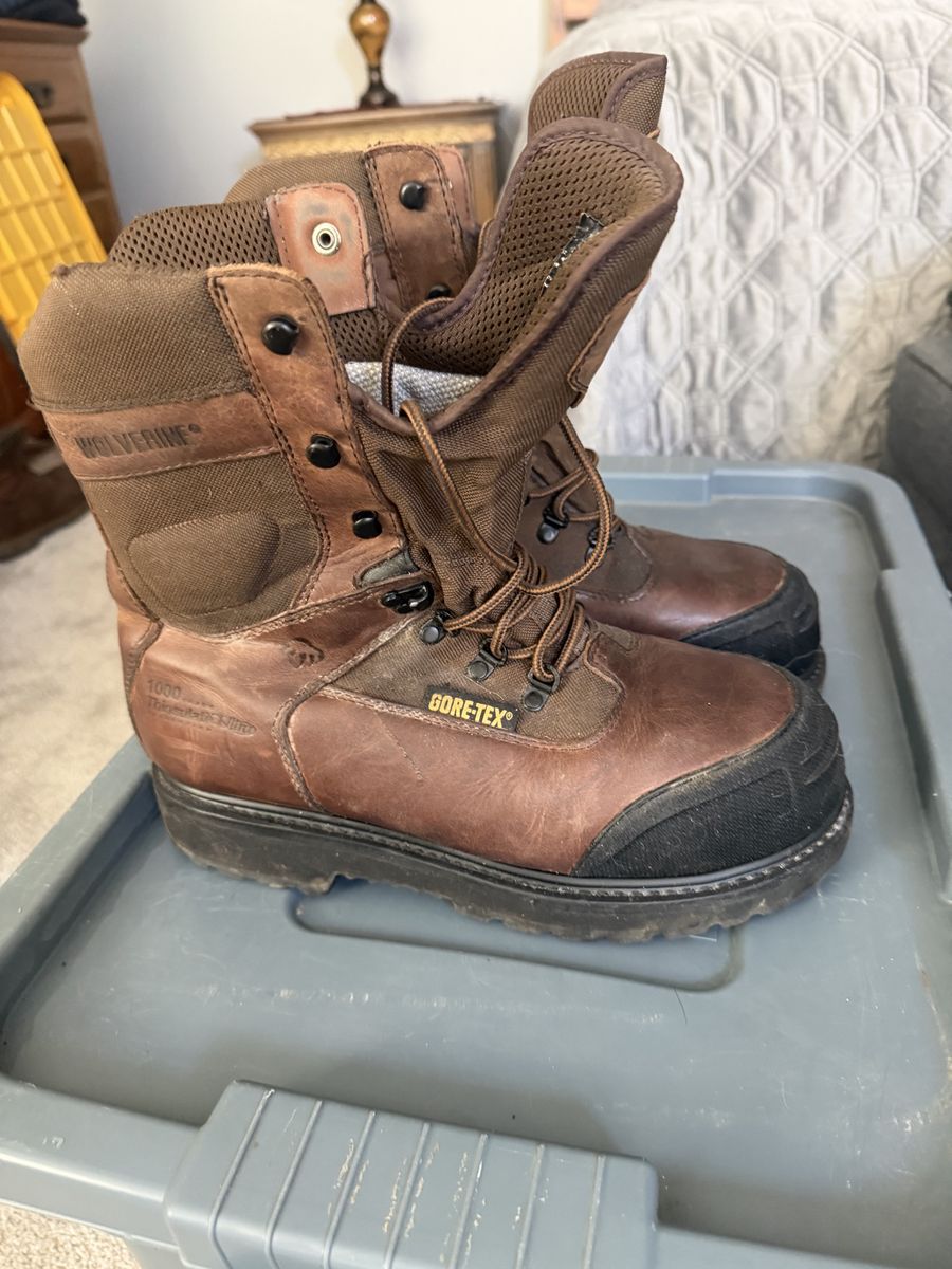 Wolverine 1000 Mile Gore-Tex Waterproof Insulated Work Boots Brown Men's Size 10 extra wide. Cash only.