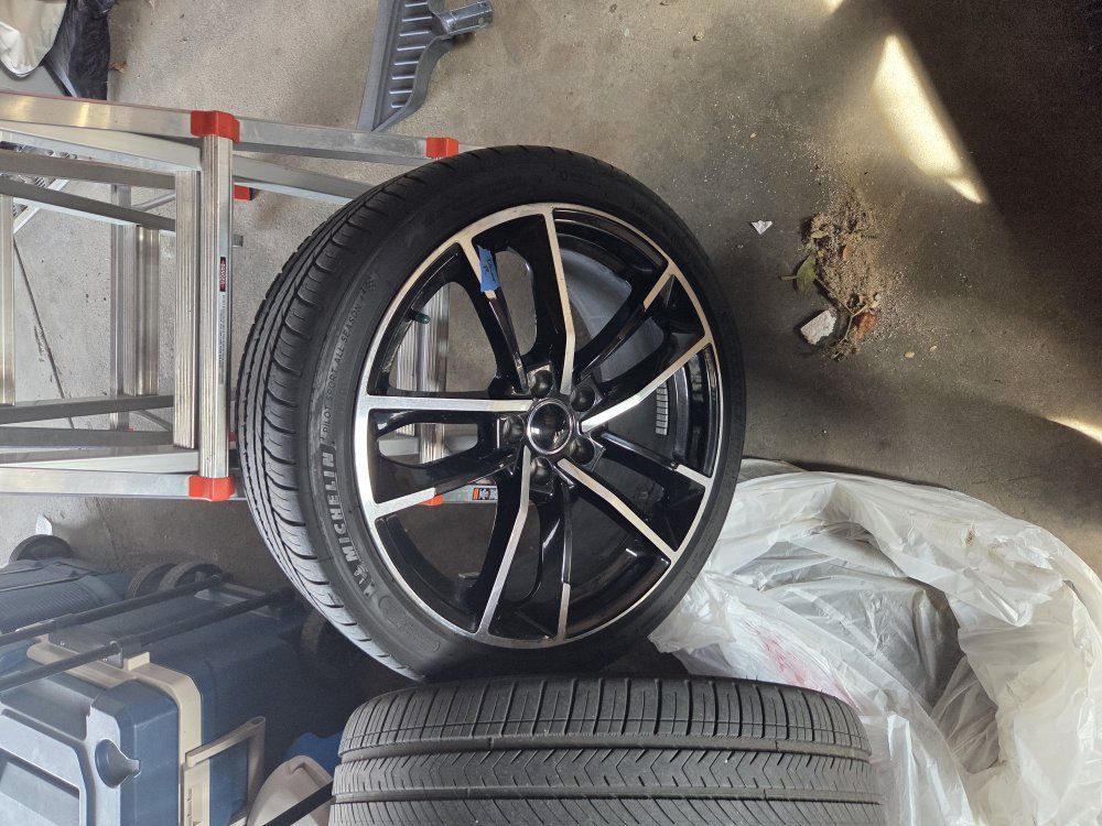 Audi wheels 19in. A4 255/35/R19