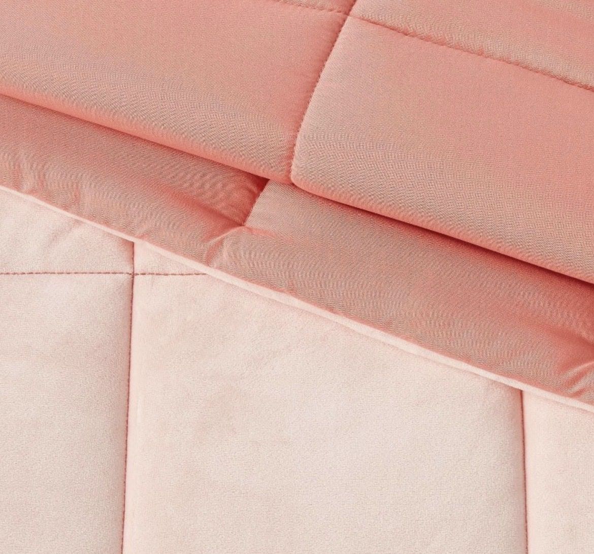 Coral pink reverse windowpane twin comforter with pillowcase