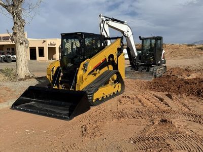 Cat 275, Extra Large Track Skid CTL for Rent. Made for Heavy Duty Work