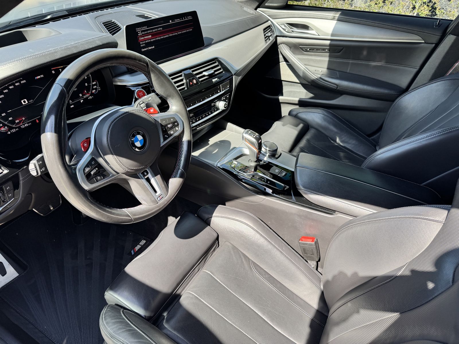 Main image 15