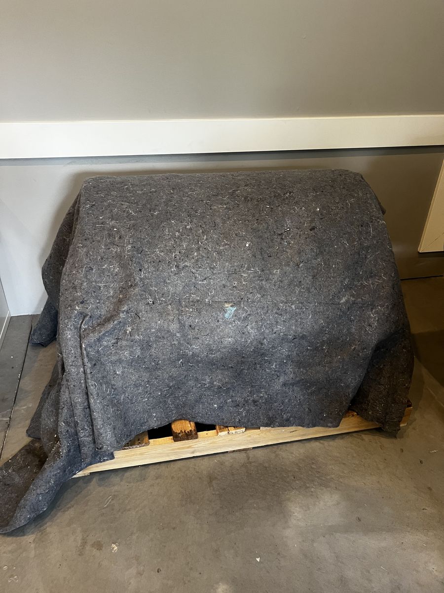Main image 6